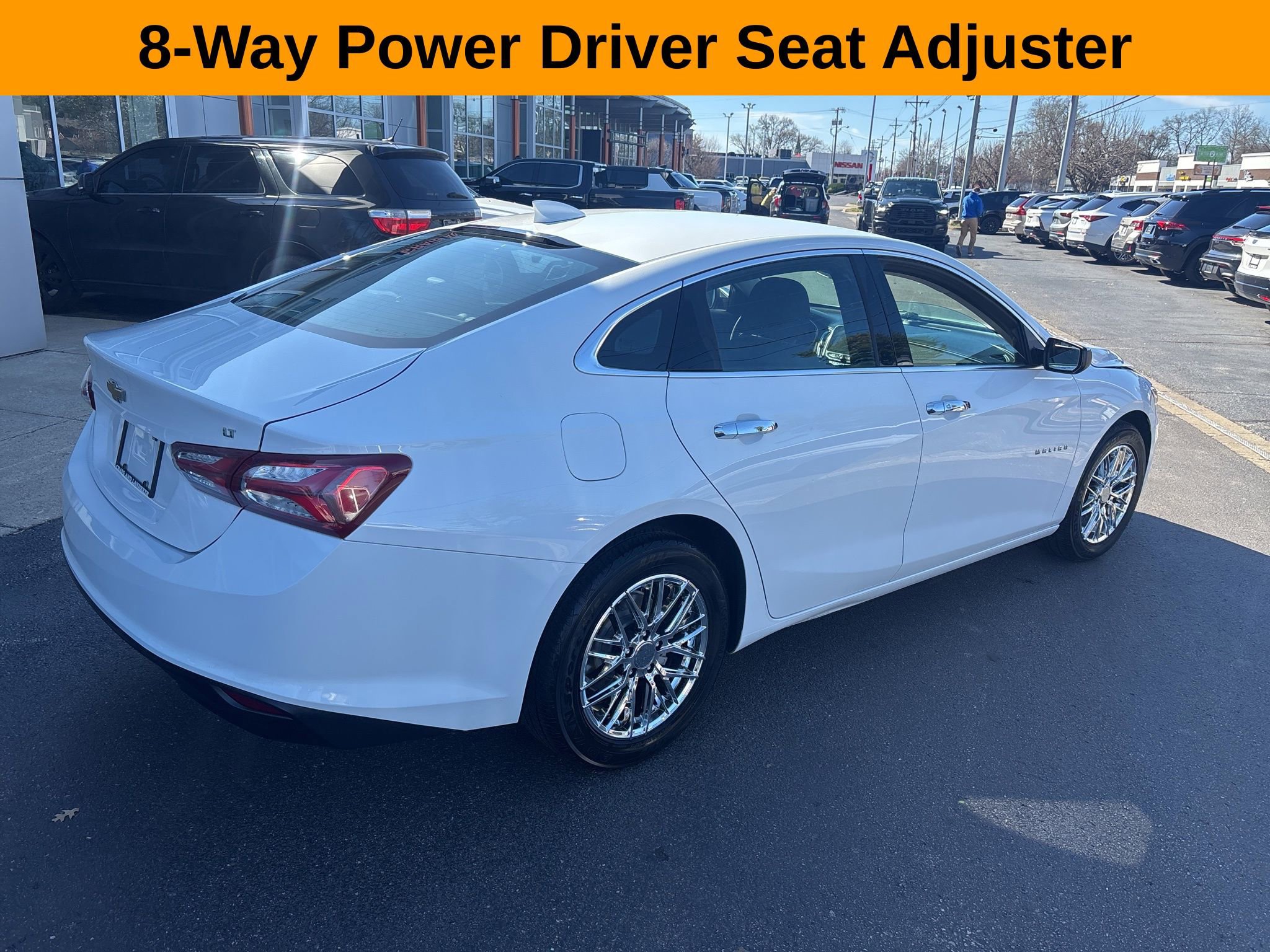 Used 2020 Chevrolet Malibu LT FWD image 3