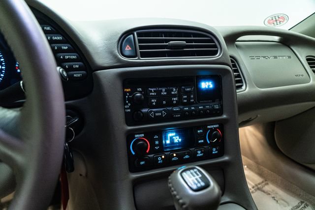 Used 2015 Cadillac CTS V RWD image 26