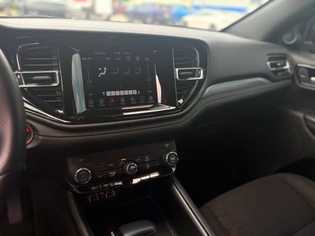 Used 2023 Dodge Durango SXT Launch Edition RWD image 29