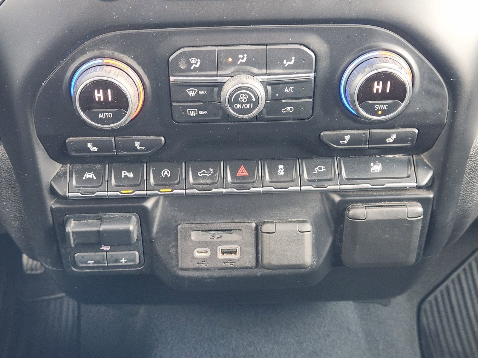 Used 2021 Chevrolet Silverado 1500 LT w/ Max Trailering Package image 19