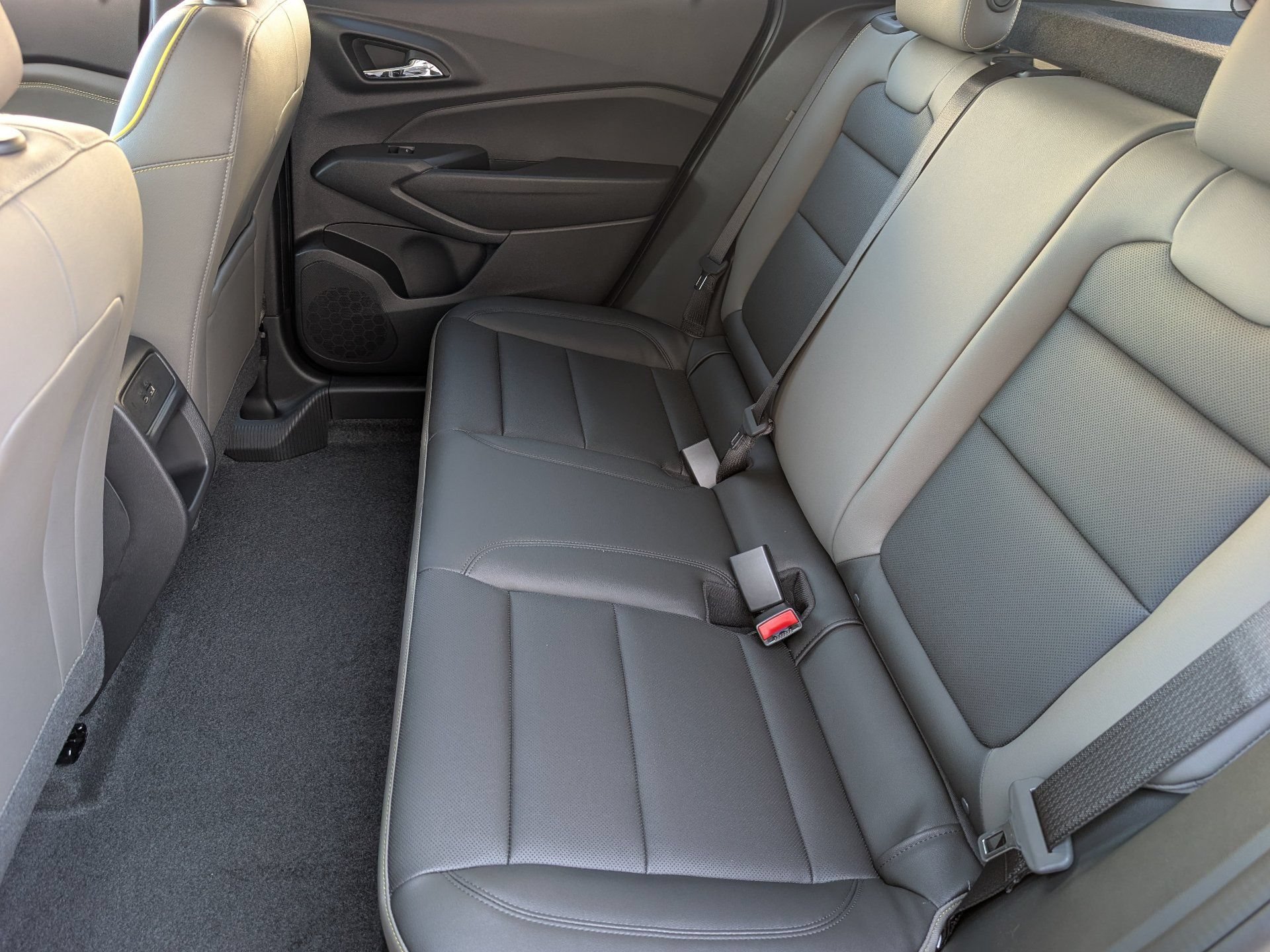 New 2026 Chevrolet Trax ACTIV w/ Driver Confidence Package FWD image 16