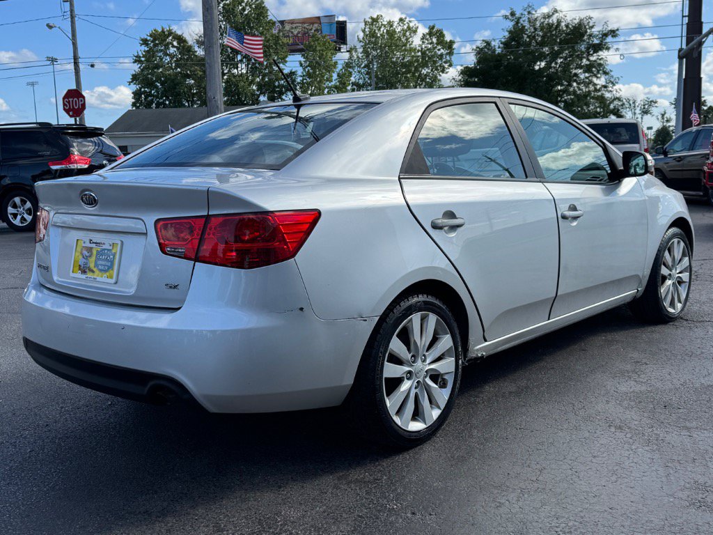Used 2010 Kia Forte SX FWD image 5