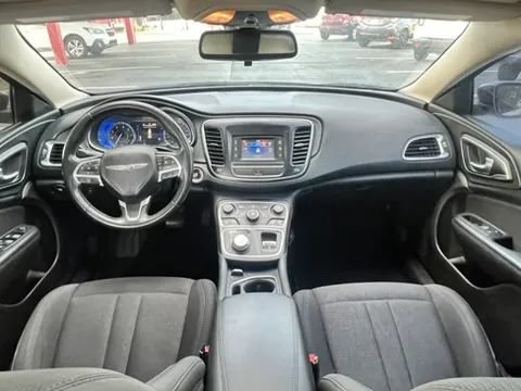 Used 2015 Chrysler 200 Limited w/ Convenience Group FWD image 13