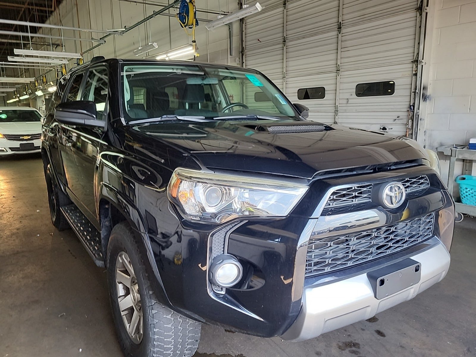 Used 2015 Toyota 4Runner Trail AWD/4WD image 3