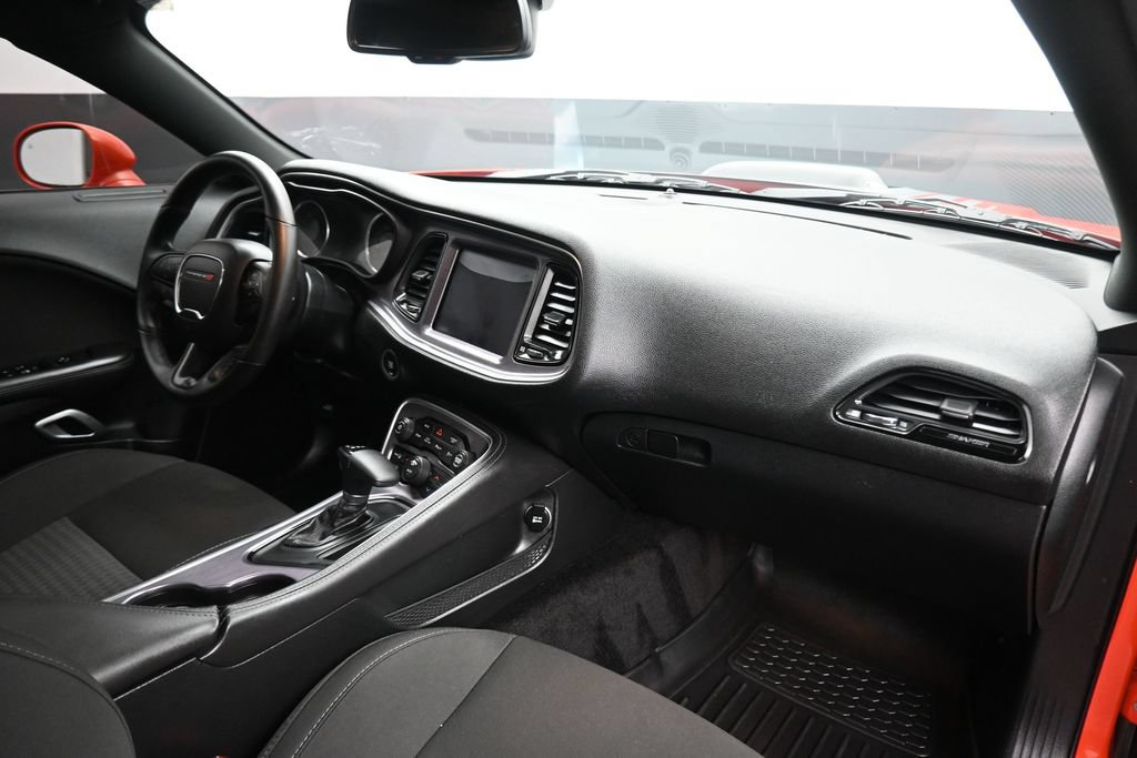 Used 2018 Dodge Challenger R/T Scat Pack RWD image 41