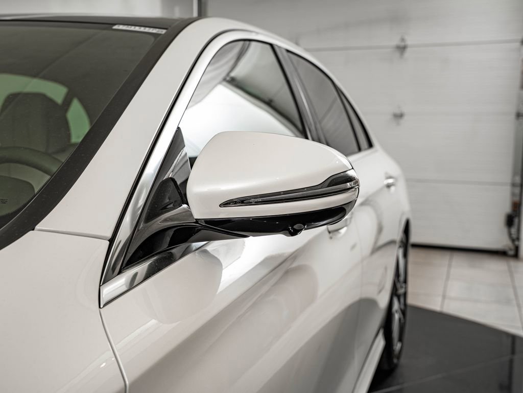 Certified 2022 Mercedes-Benz E 450 4MATIC Sedan image 9
