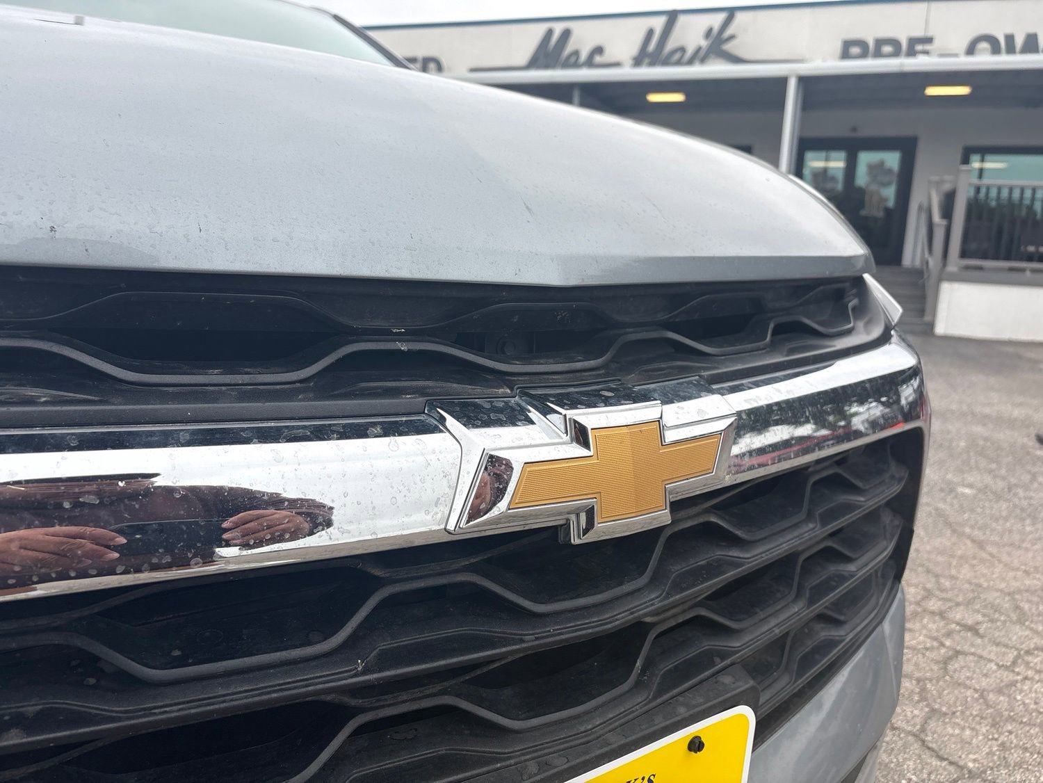 Used 2025 Chevrolet Blazer LT FWD image 3