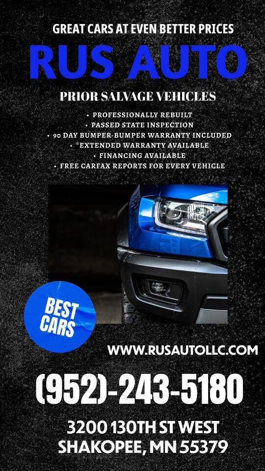 Used 2024 GMC Terrain AT4 image 3