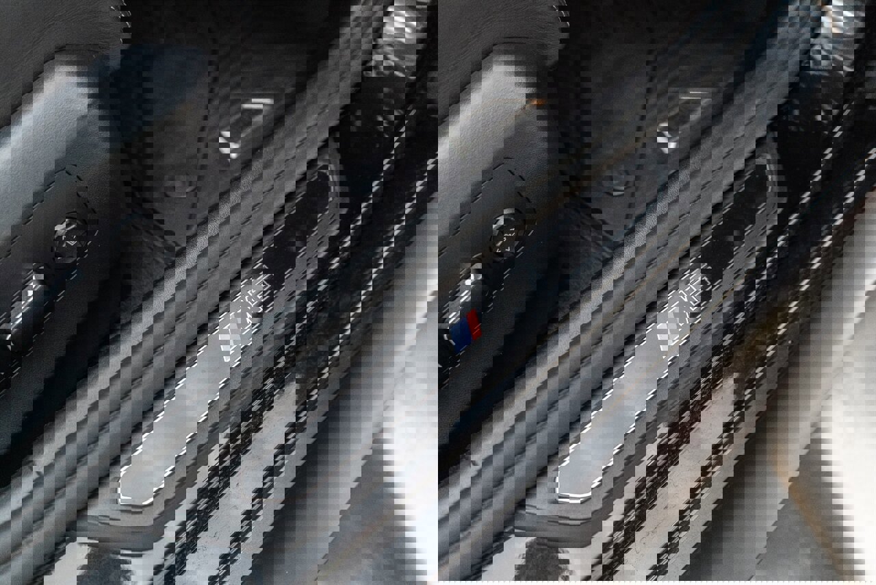 Used 2025 BMW M5 w/ Carbon Package image 54