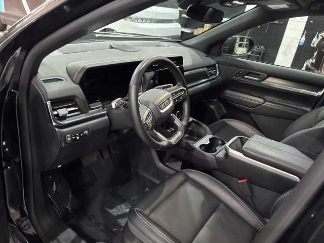 Used 2026 GMC Terrain Elevation w/ Elevation Premium Package AWD/4WD image 11