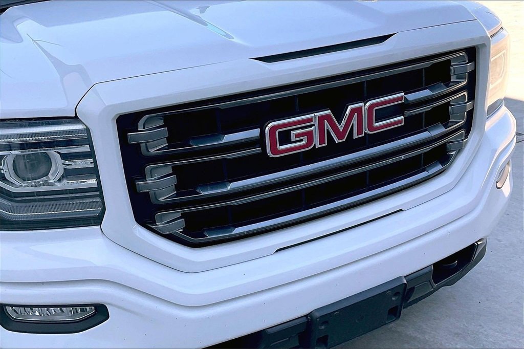 Used 2018 GMC Sierra 1500 SLT w/ All Terrain X Package image 30