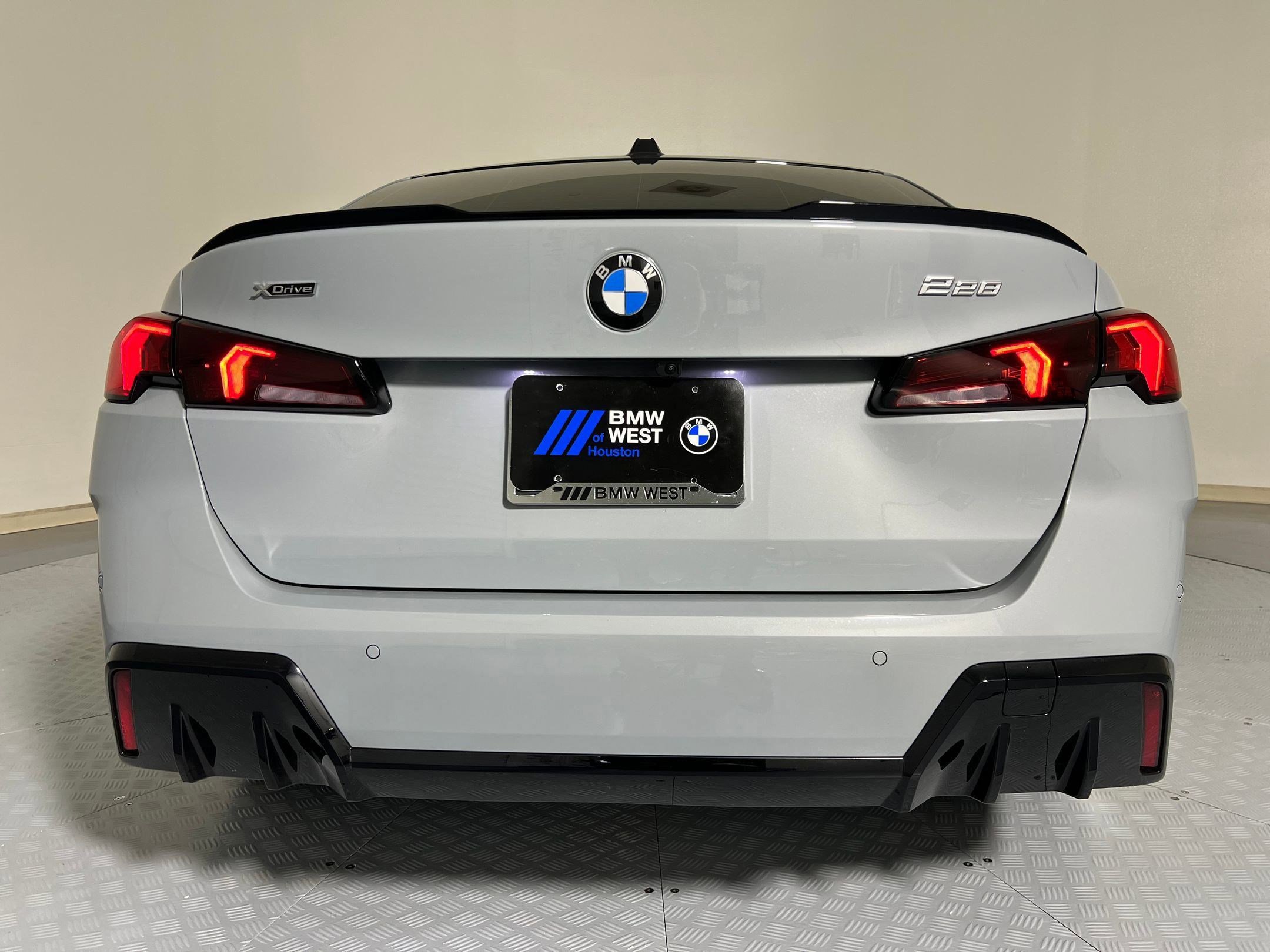 Used 2025 BMW 228i xDrive w/ Premium Package AWD/4WD image 10