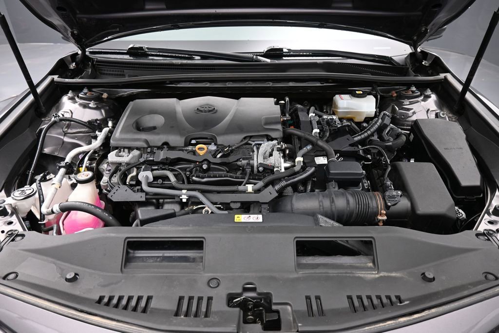 Used 2020 Toyota Camry SE FWD image 41