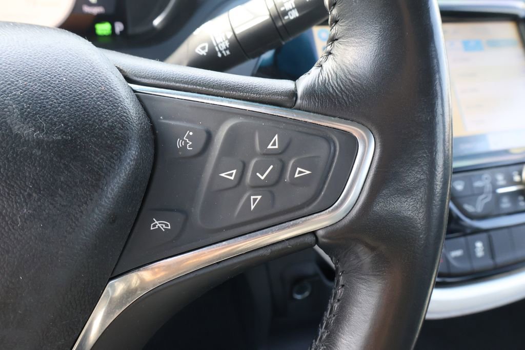 Used 2018 Chevrolet Bolt LT image 18