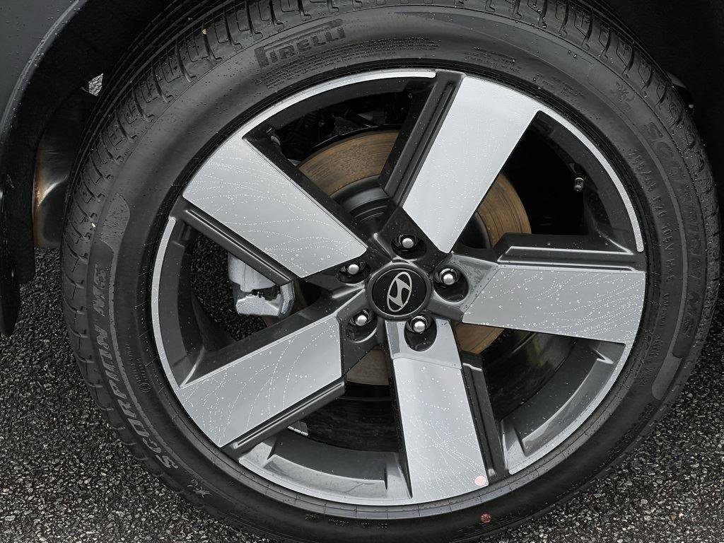 New 2025 Hyundai Santa Fe Limited image 6