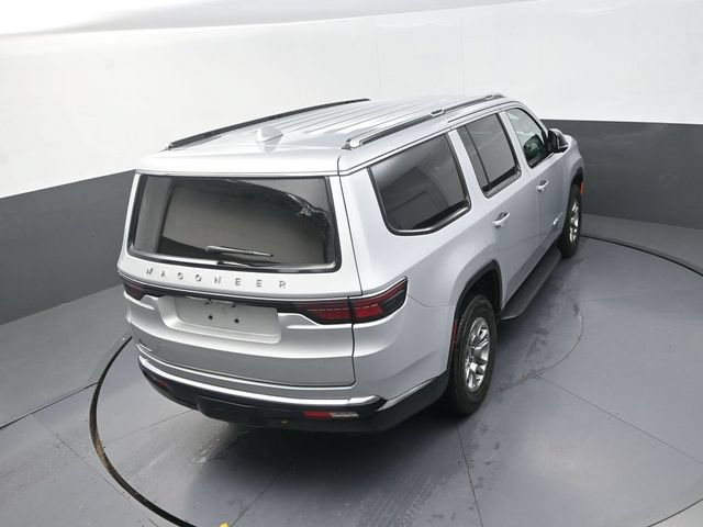 Used 2023 Jeep Wagoneer 4WD w/ Convenience Group I image 17