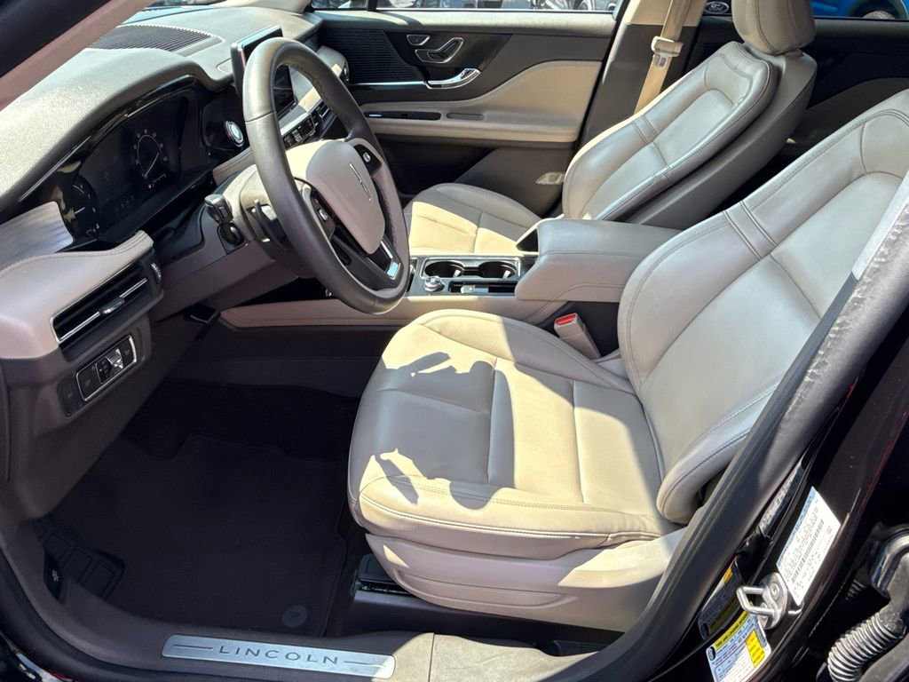 Used 2022 Lincoln Corsair FWD image 9