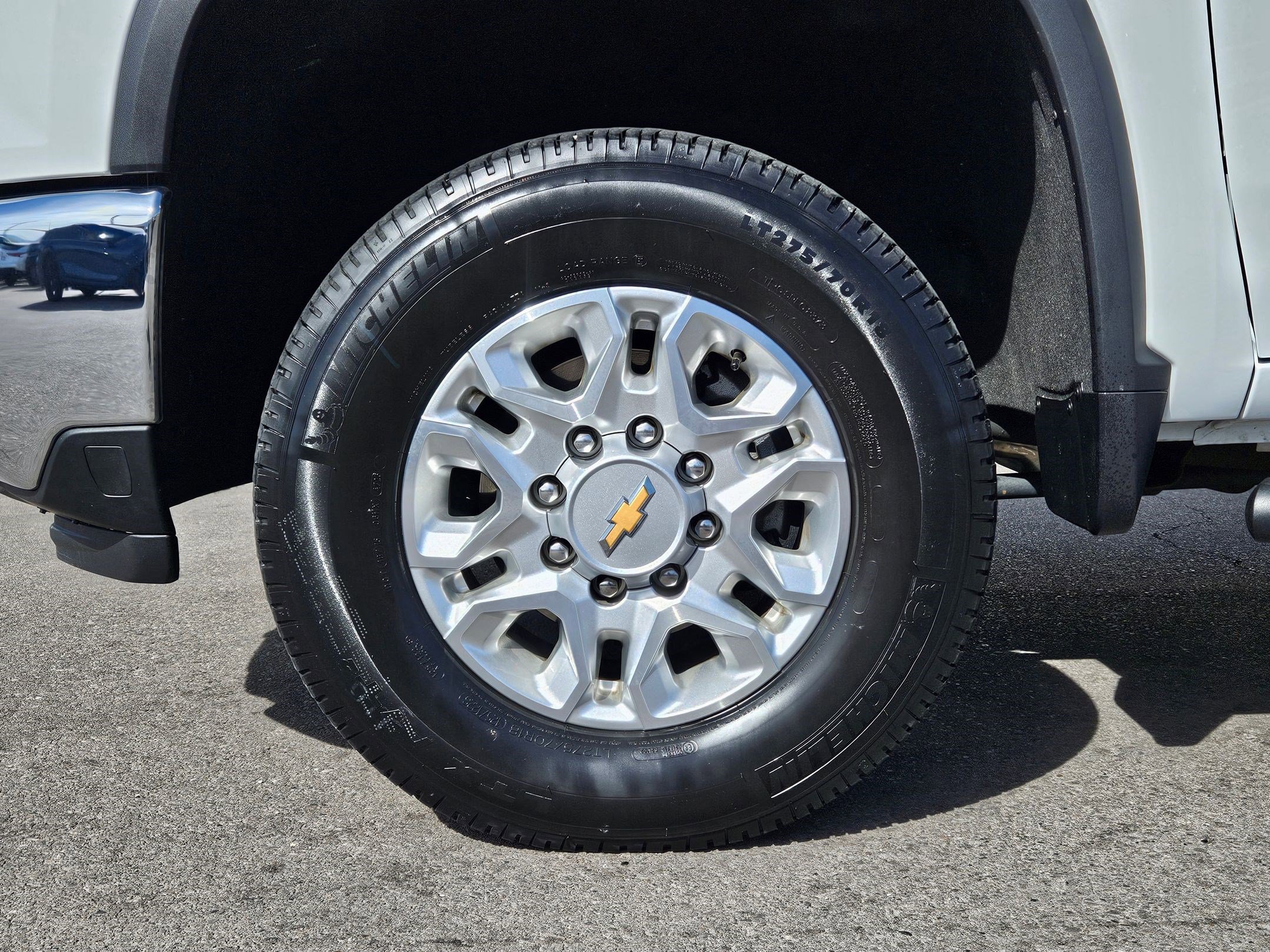 Used 2024 Chevrolet Silverado 3500 LT w/ Convenience Package image 14