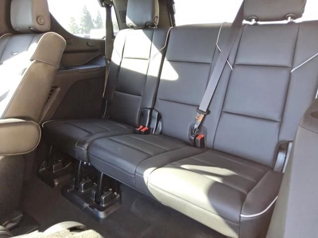 Used 2021 Cadillac Escalade Premium Luxury image 4