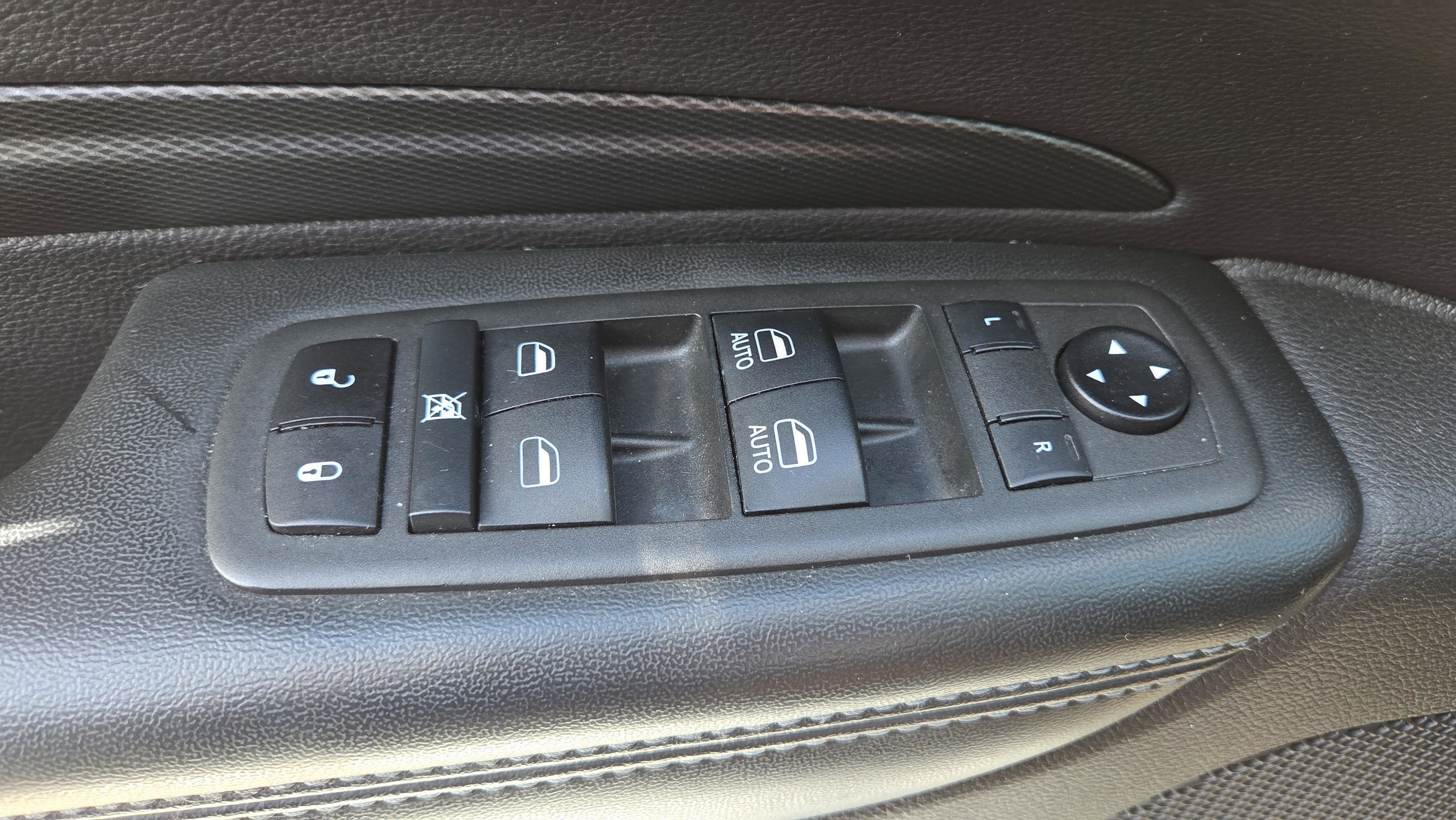 Used 2021 Dodge Durango GT image 34