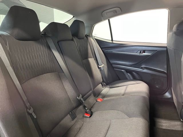 Used 2025 Toyota Camry LE image 13
