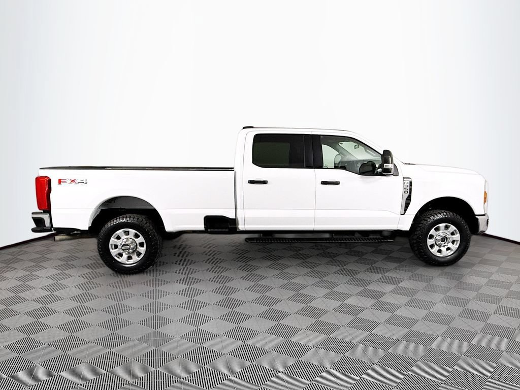 Used 2024 Ford F350 XLT w/ FX4 Off-Road Package AWD/4WD image 8