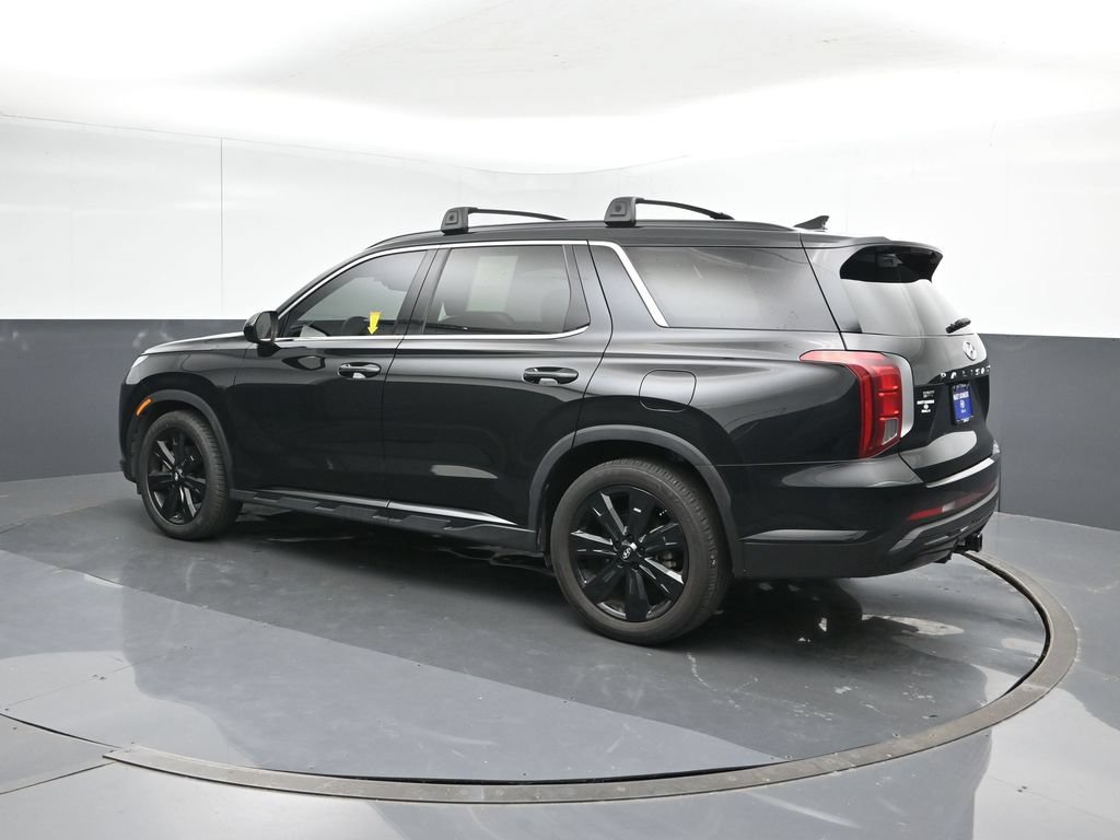 Used 2024 Hyundai Palisade XRT FWD image 3