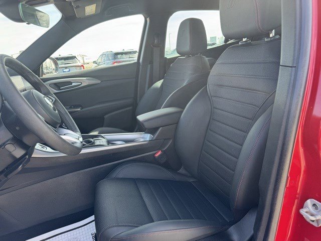 Used 2023 Dodge Hornet GT w/ GT Blacktop Package image 13