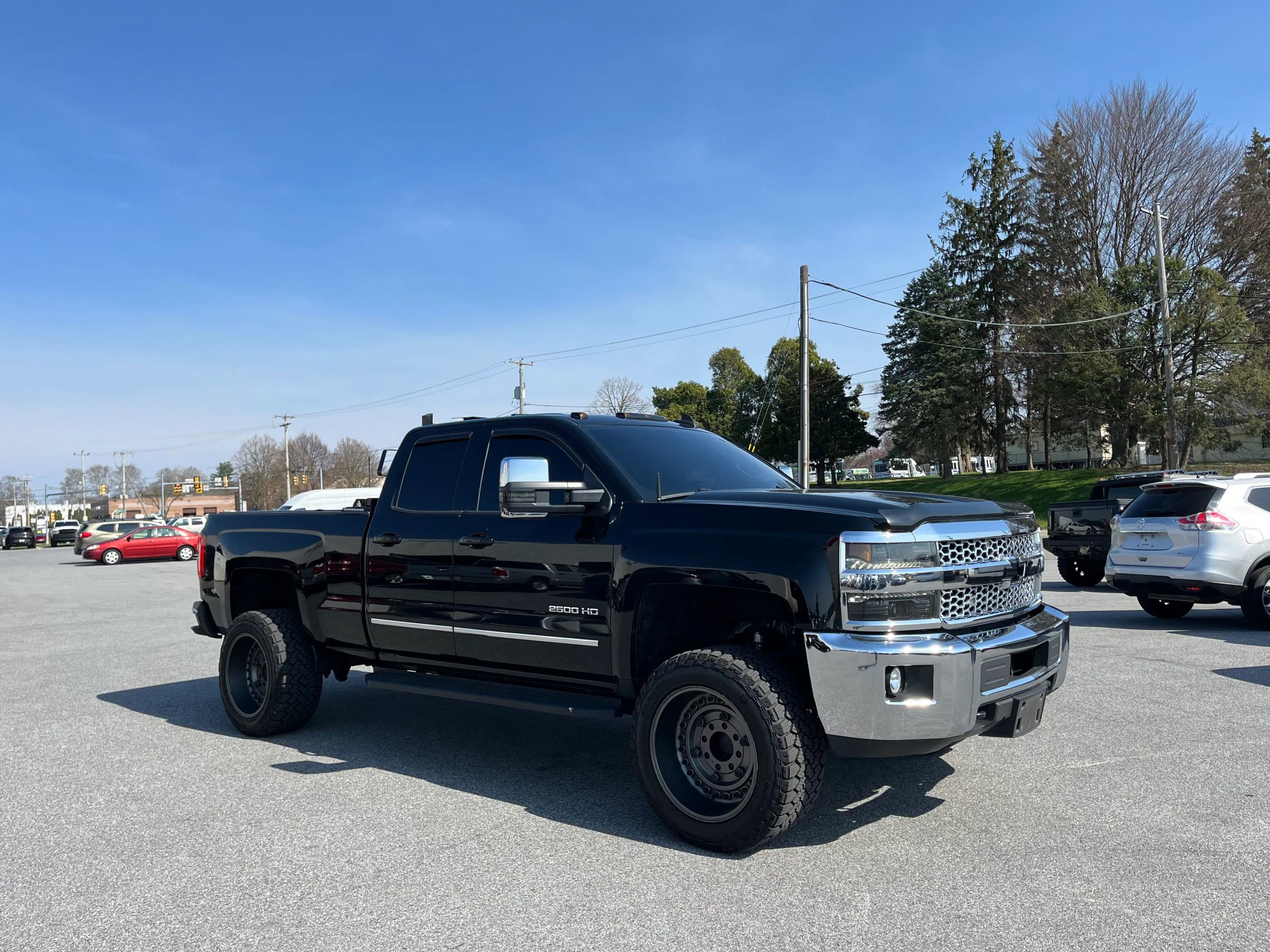 Used 2019 Chevrolet Silverado 2500 LT w/ LT Convenience Package image 1