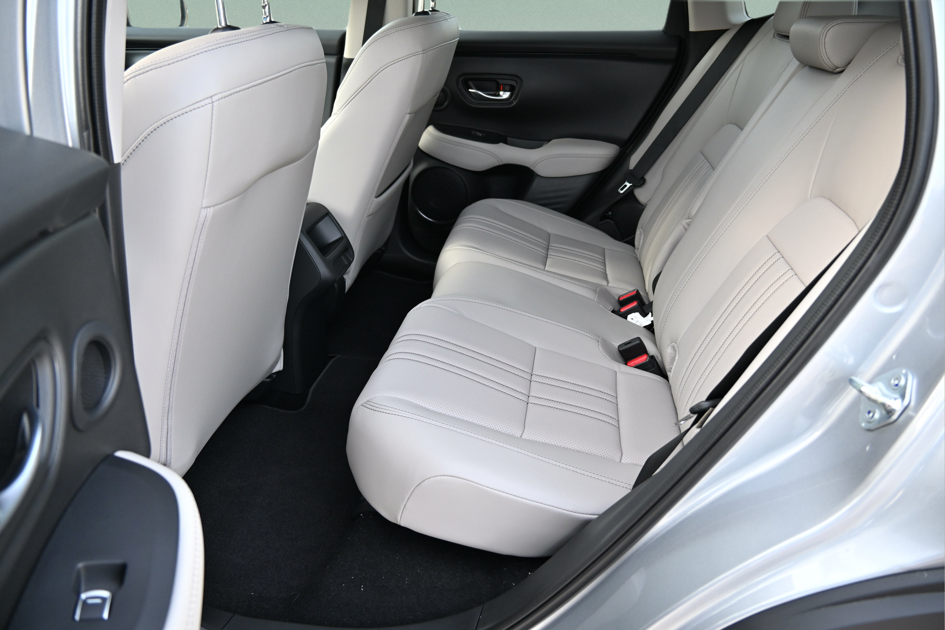 New 2027 Honda HR-V EX-L image 14