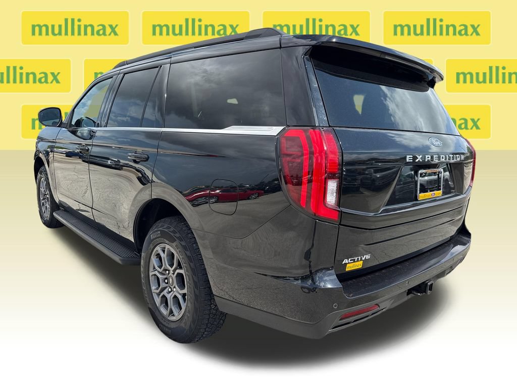 Used 2025 Ford Expedition Active RWD image 9