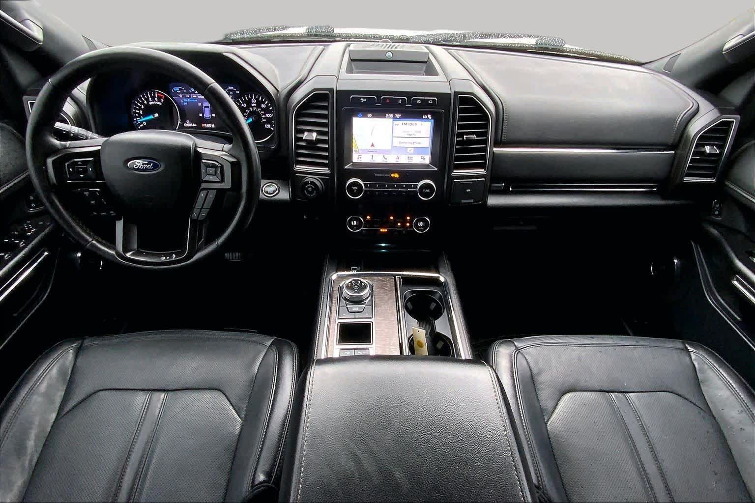 Used 2019 Ford Expedition Limited w/ Equipment Group 302A RWD image 16