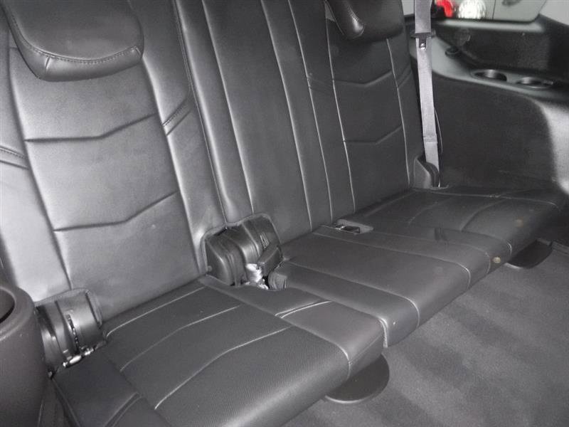 Used 2015 Cadillac Escalade Premium RWD image 36
