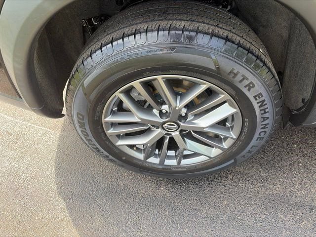 Used 2021 Nissan Rogue S AWD/4WD image 41