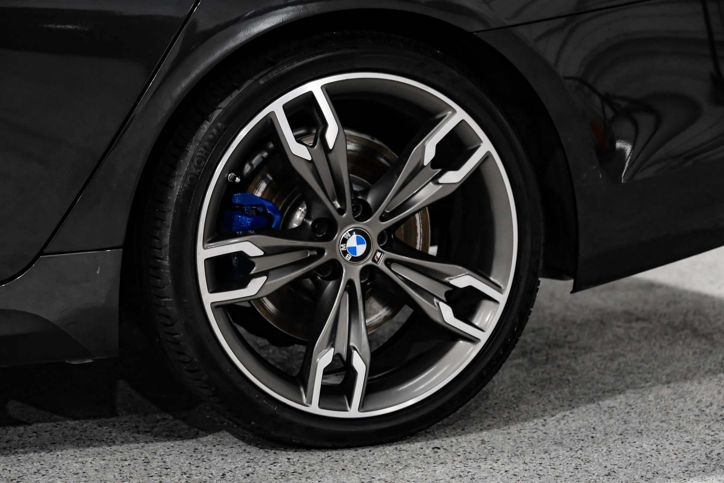 Used 2019 BMW M550i xDrive w/ Premium Package 2 AWD/4WD image 76