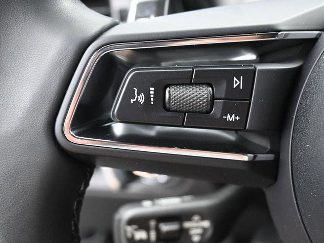 Used 2023 Porsche Macan GTS image 18