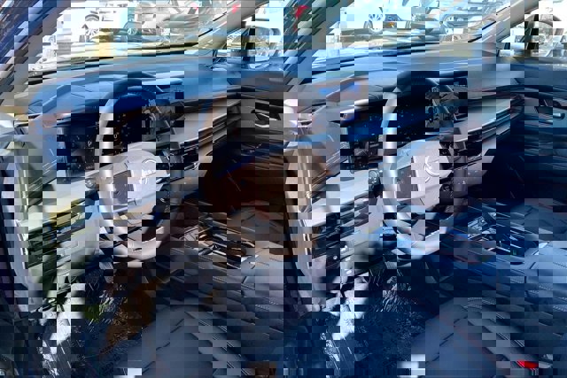 Used 2025 Nissan Murano SL image 14