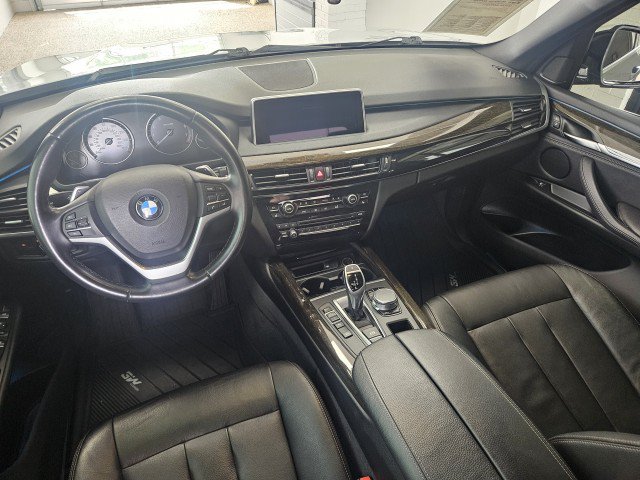 Used 2018 BMW X5 xDrive35i w/ M Sport Package AWD/4WD image 21