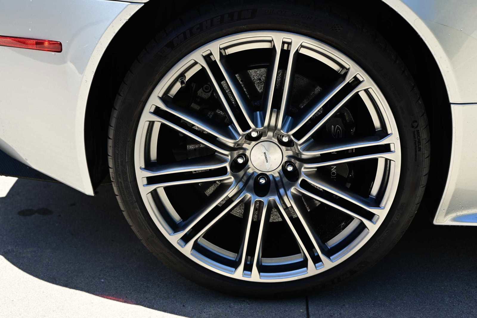 Used 2009 Aston Martin DBS COUPE 2D image 10