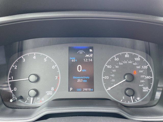 Used 2025 Toyota Corolla LE FWD image 11