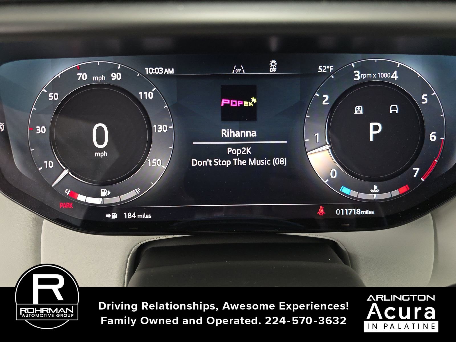 Used 2025 Land Rover Range Rover Sport SE AWD/4WD image 4