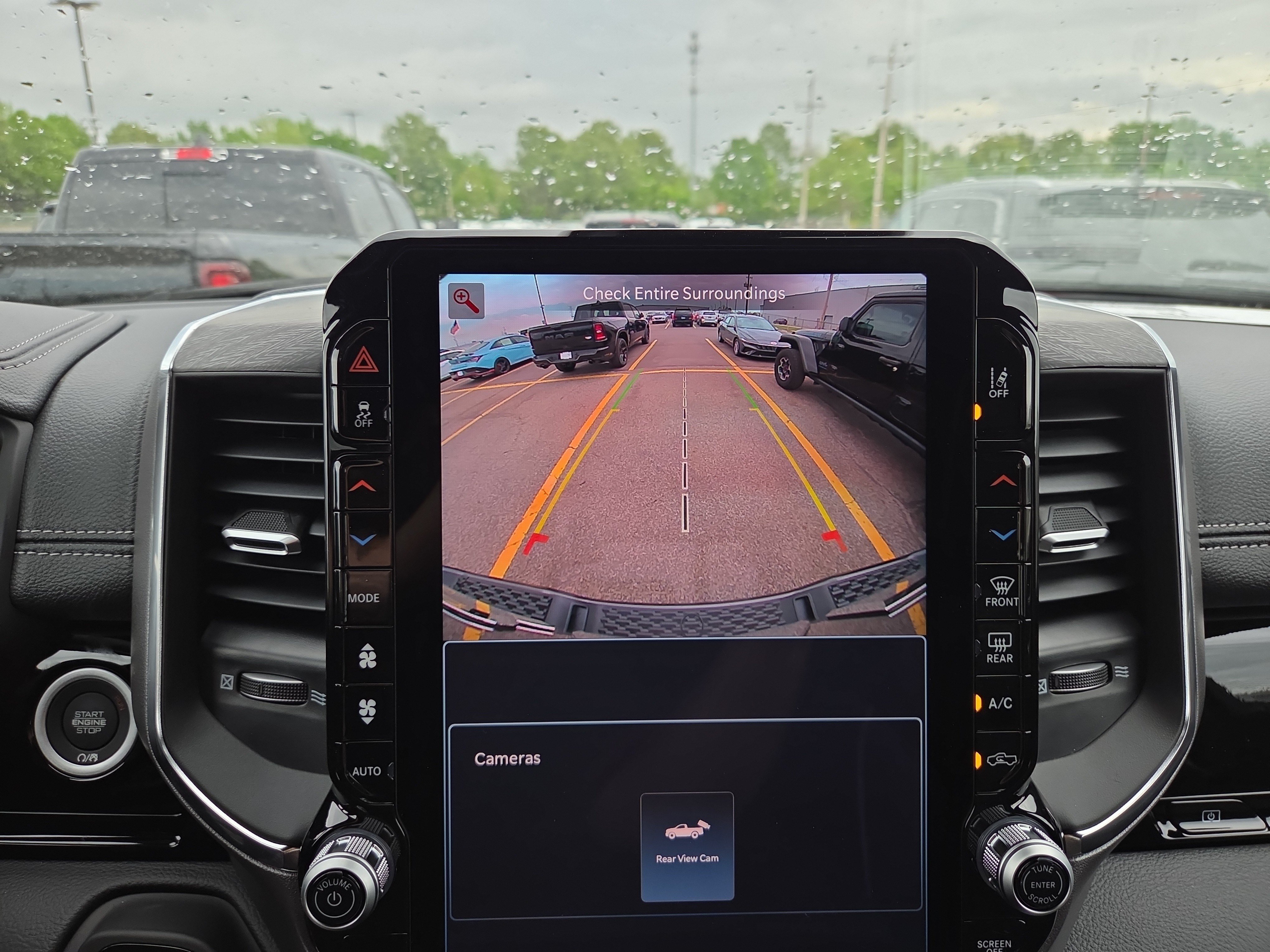 New 2026 RAM 1500 Laramie AWD/4WD image 11
