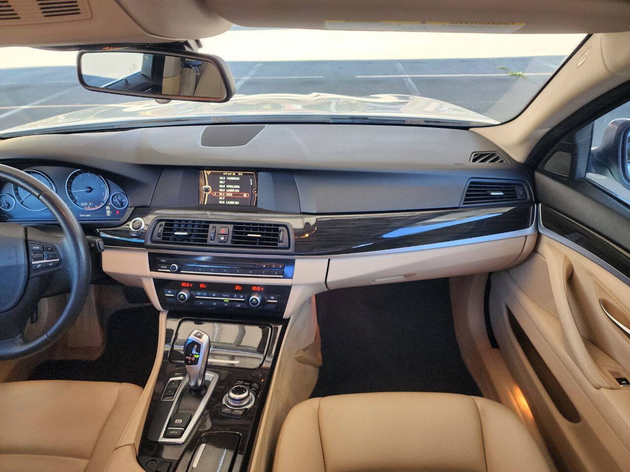 Used 2013 BMW 528i Sedan RWD image 26