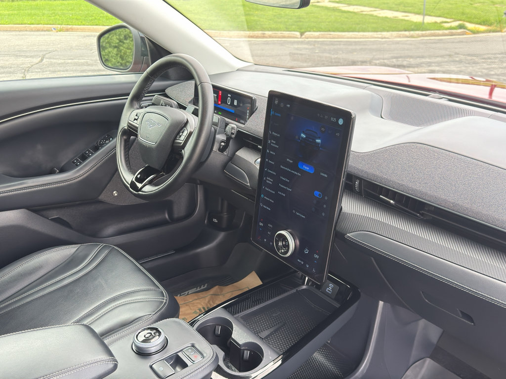 Used 2023 Ford Mustang Mach-E Premium AWD/4WD image 26