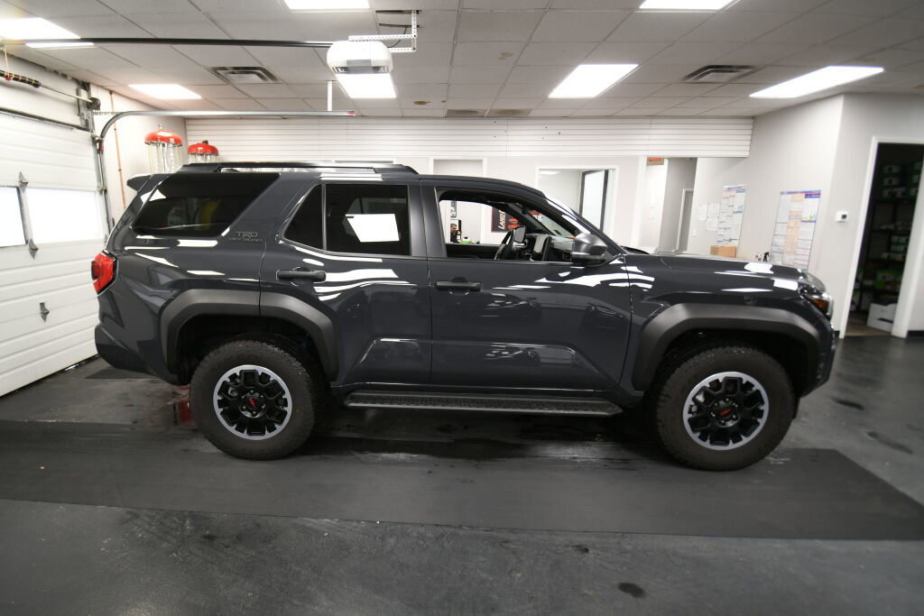 Used 2025 Toyota 4Runner TRD Off-Road Premium w/ Tow Technology Package image 8
