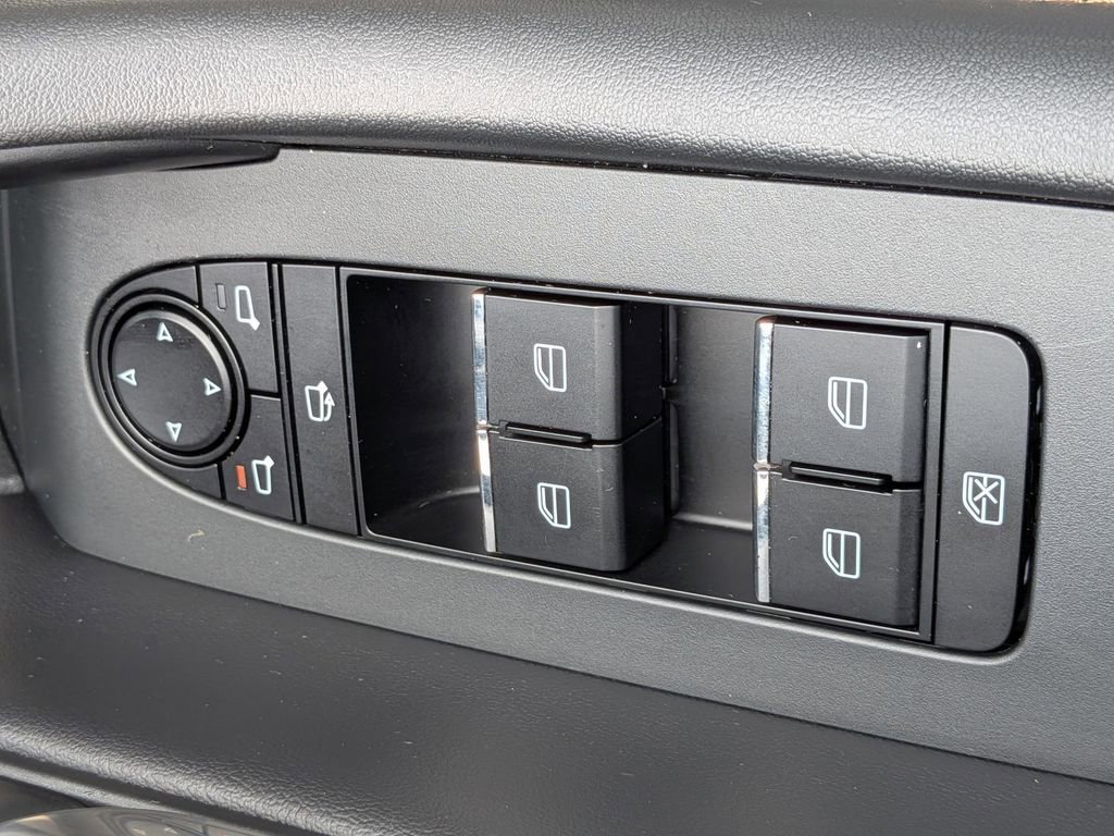 Used 2025 MAZDA CX-90 3.3 Turbo w/ Premium Plus Pkg image 12