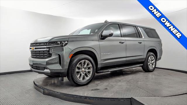 Used 2023 Chevrolet Suburban Premier image 2