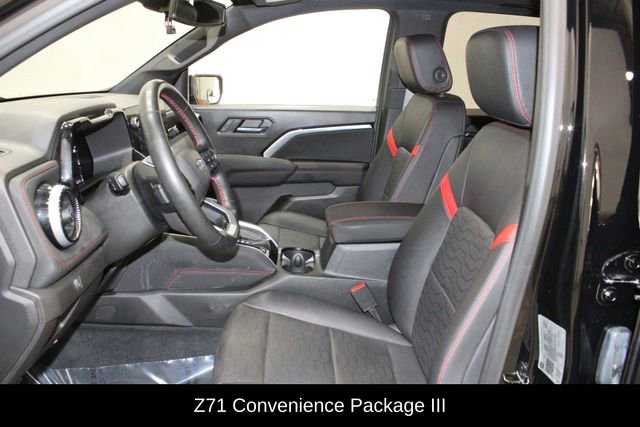Used 2023 Chevrolet Colorado Z71 w/ Z71 Convenience Package 2 image 8