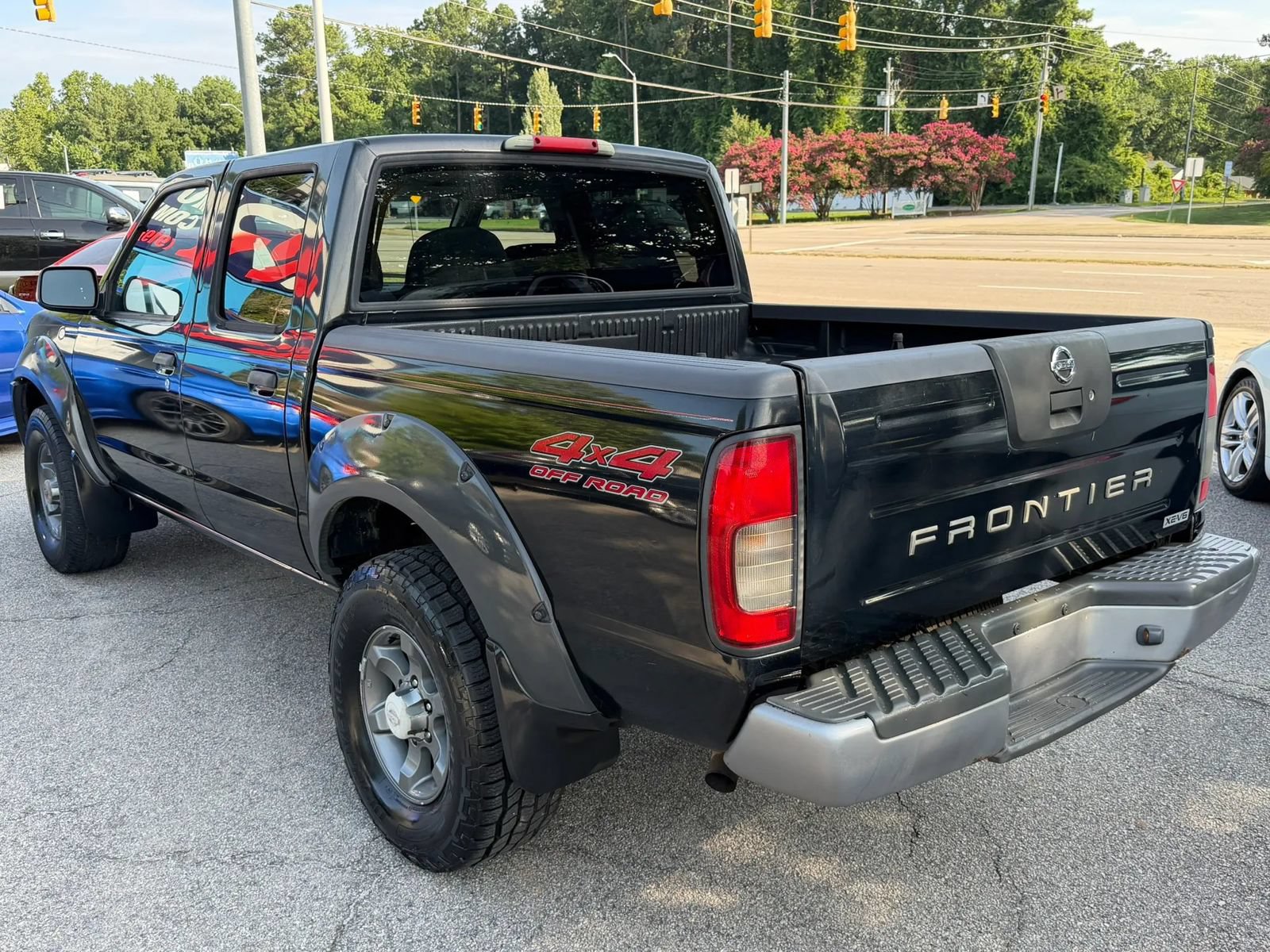 Used 2003 Nissan Frontier XE AWD/4WD image 5