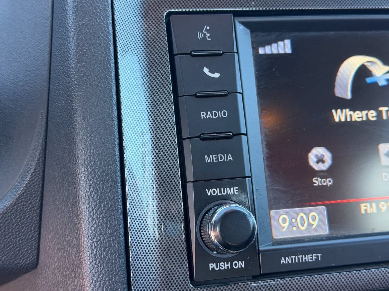 Used 2014 Dodge Challenger SXT RWD image 19